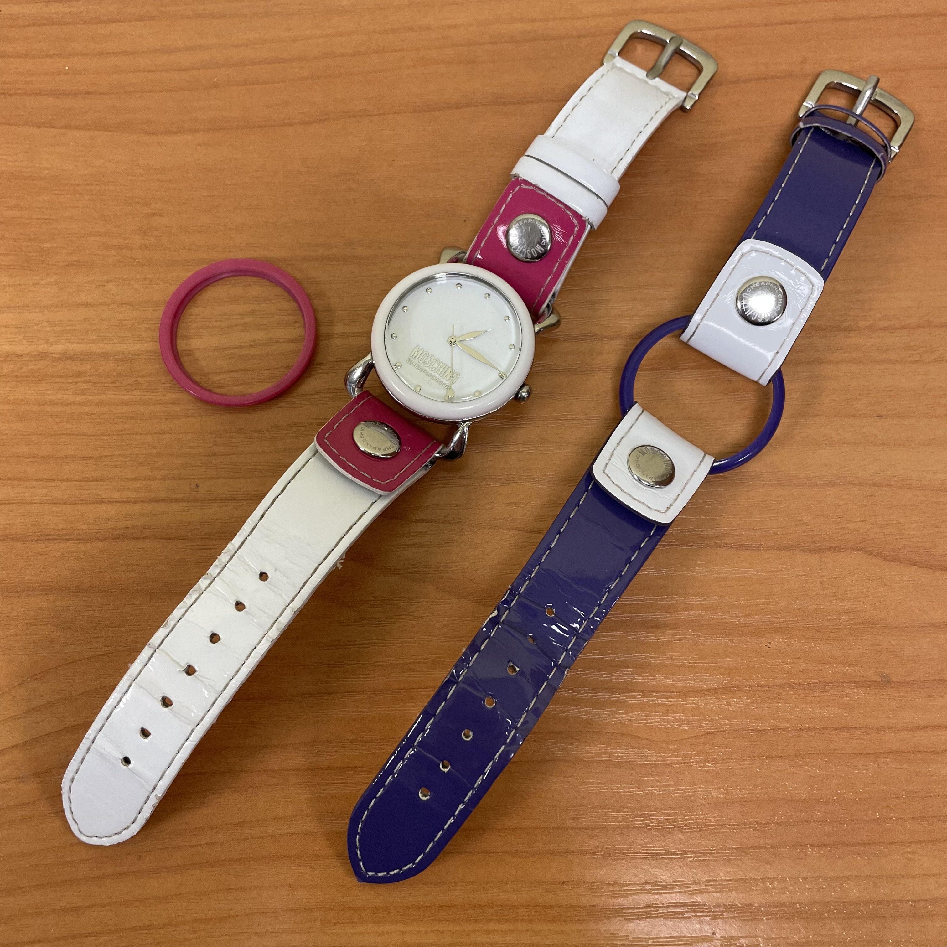 Часы Moschino Cheap and Chic