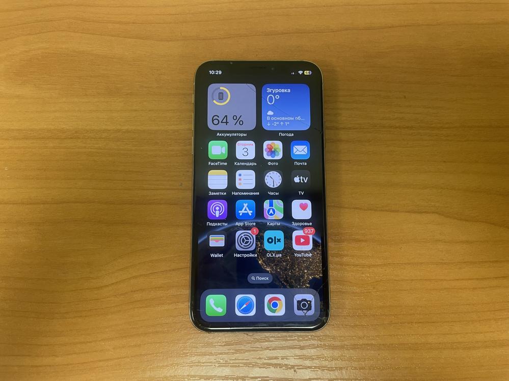 iPhone XS 64 gb с битым стеклом