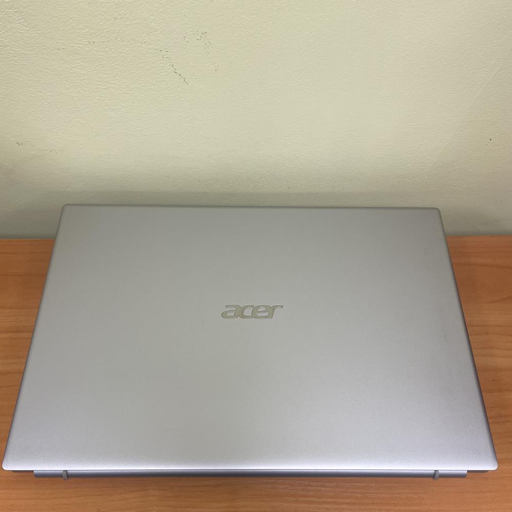 Acer A315-35 Pentium/8gb/512gb