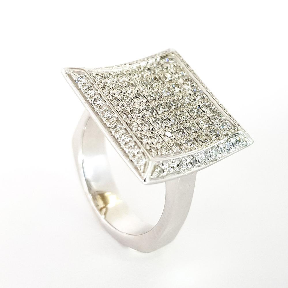 Золота каблучка з білого золота 750 проби квадрат