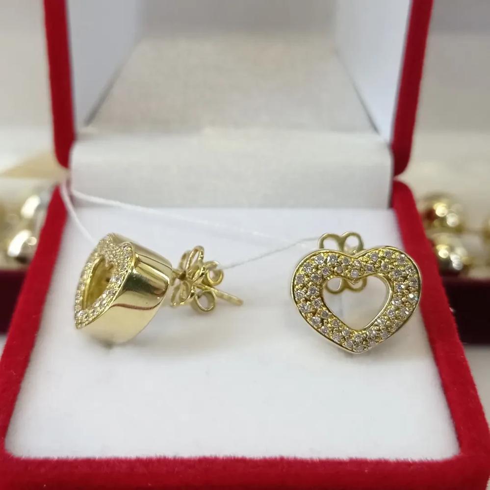 Золоті сережки з діамантами серце