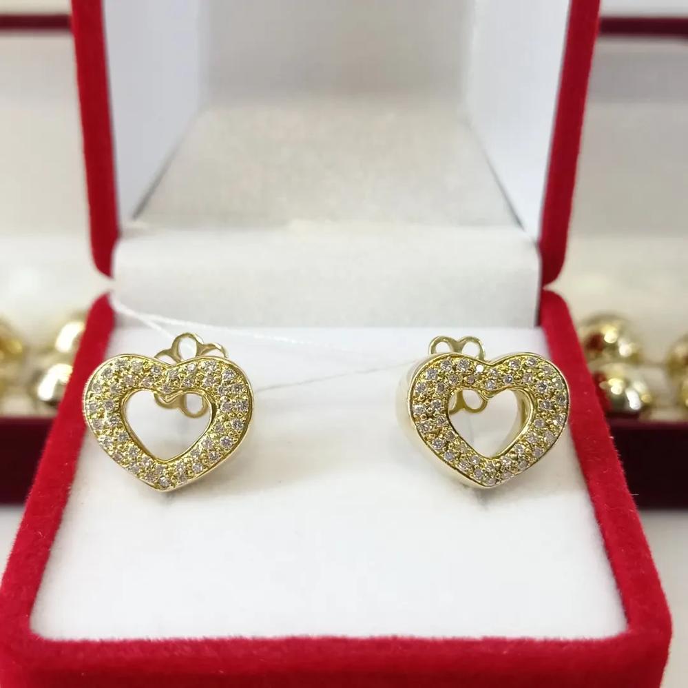 Золоті сережки з діамантами серце