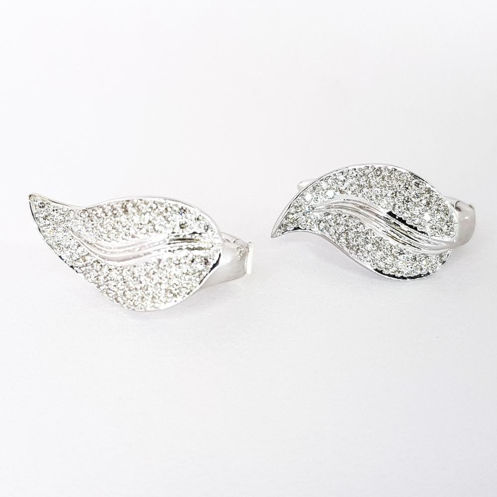 Золоті сережки з білого золота з діамантами