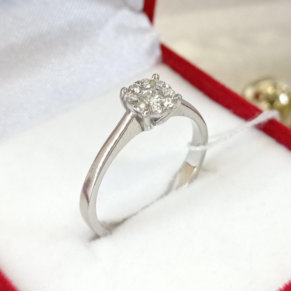 Золота каблучка з діамантами квітка