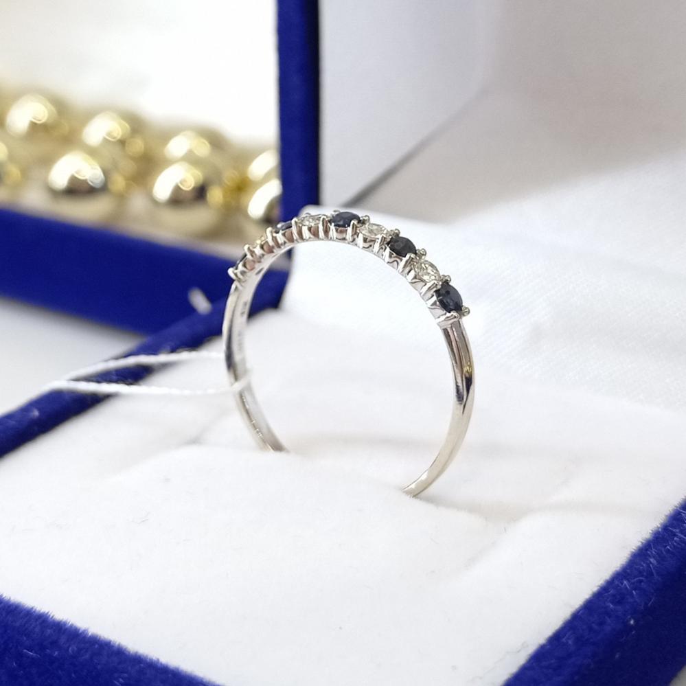 Золота каблучка доріжка с сапфірами та діамантами