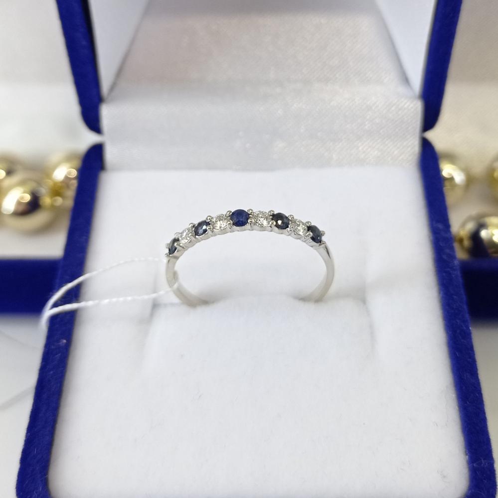 Золота каблучка доріжка с сапфірами та діамантами