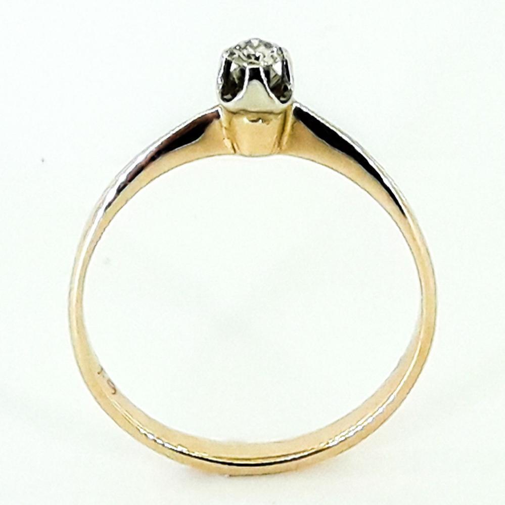 Золота каблучка з діамантом 585 проби 17 розмір помолвочное