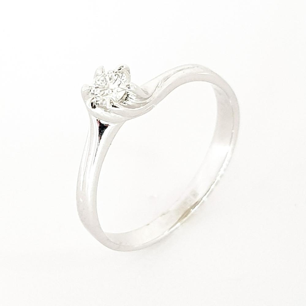 Золота каблучка з діамантом з білого золота