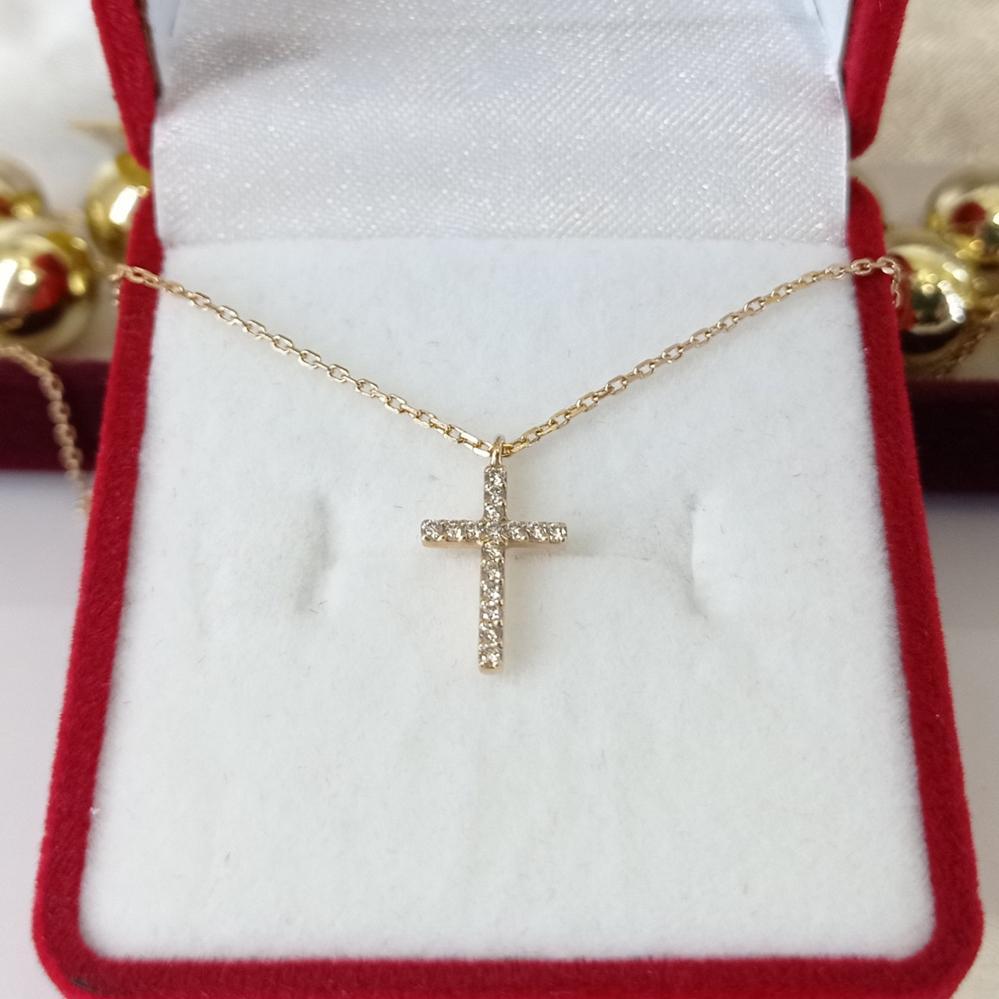 Золотий хрестик с дыамантами з ланцюжком
