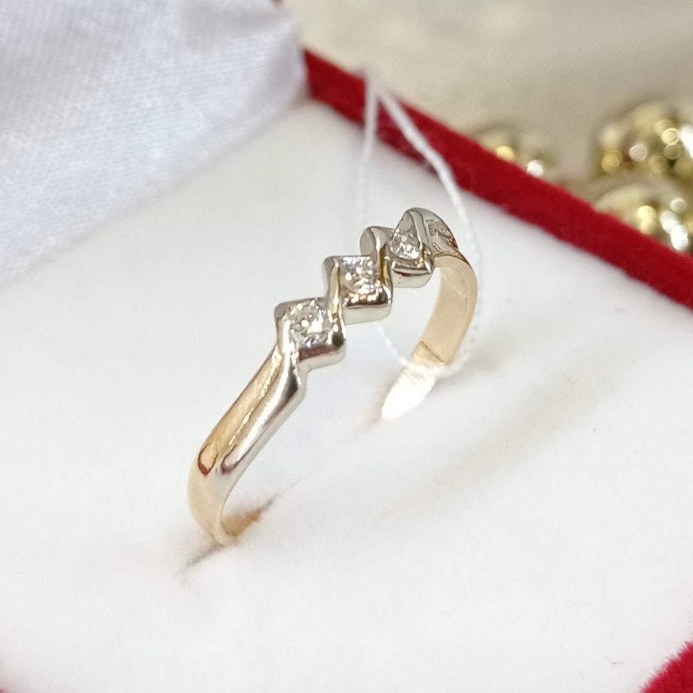 Класична каблучка доріжка з діамантами