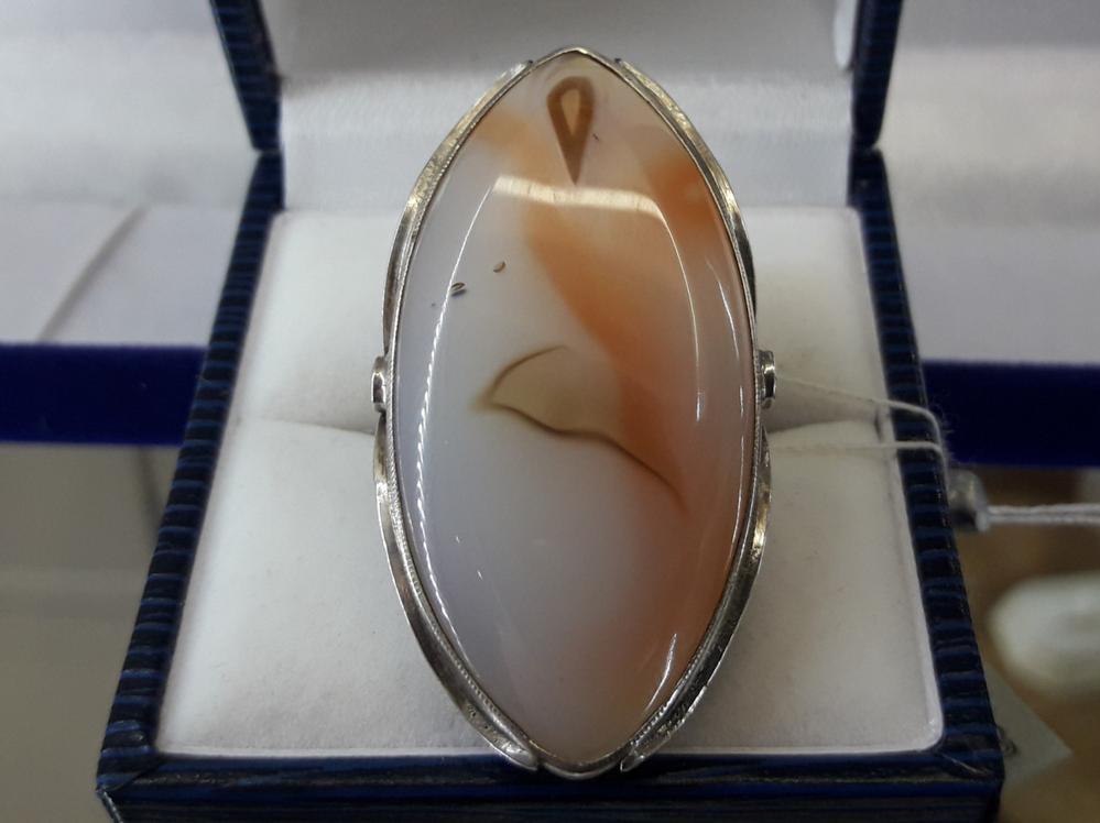 Срібне кільце з агатом