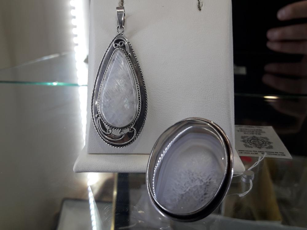 Срібне кільце з агатом 925 проби, розмір 17,5