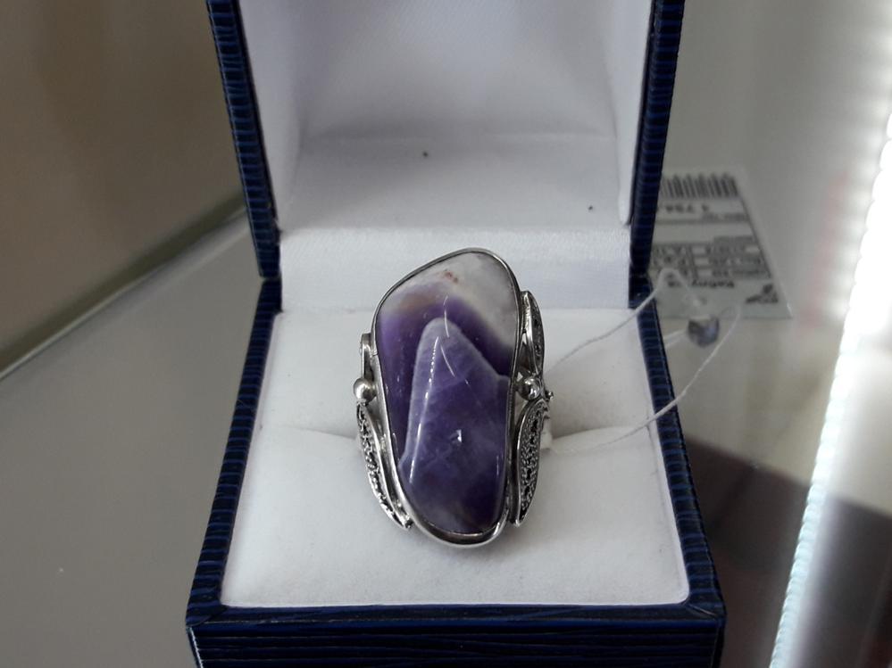 Срібне кільце з аметистом