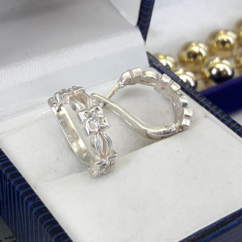 Класичні срібні сережки