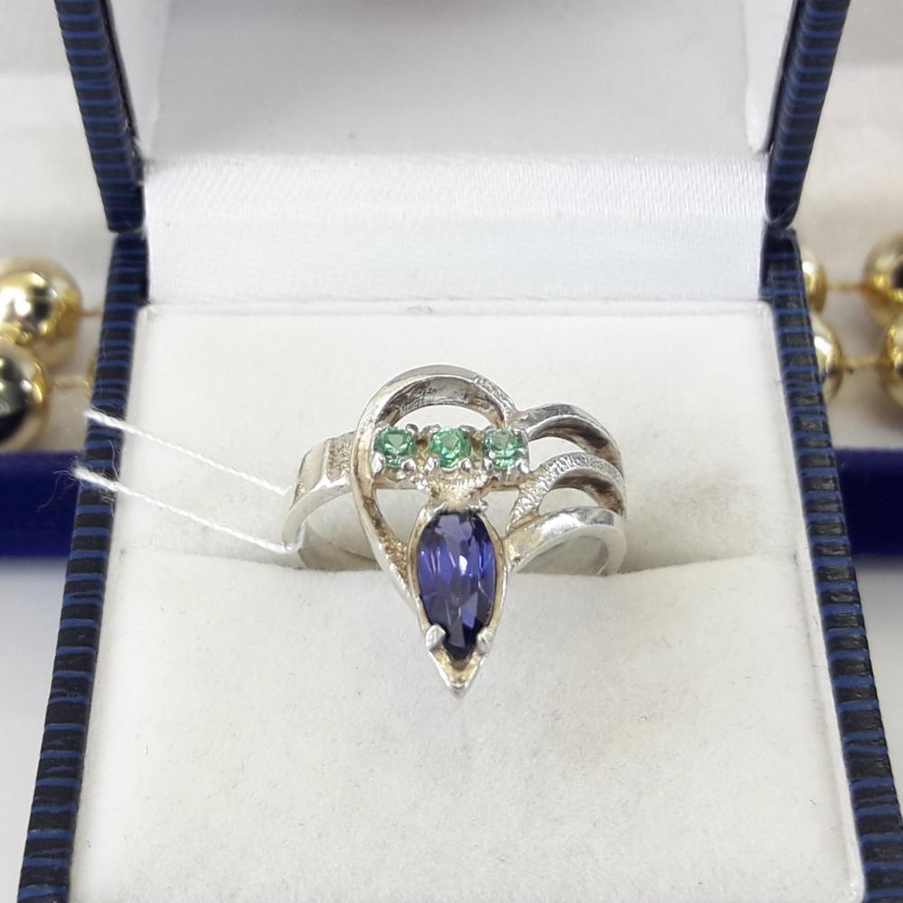 Срібне кільце з бузковим і зеленим каменем