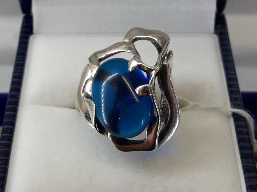 Срібне кільце із синім кубічним цирконієм