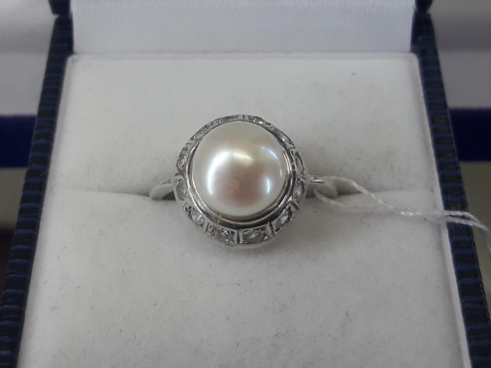 Срібне кільце з перлиною перліною 925 проби