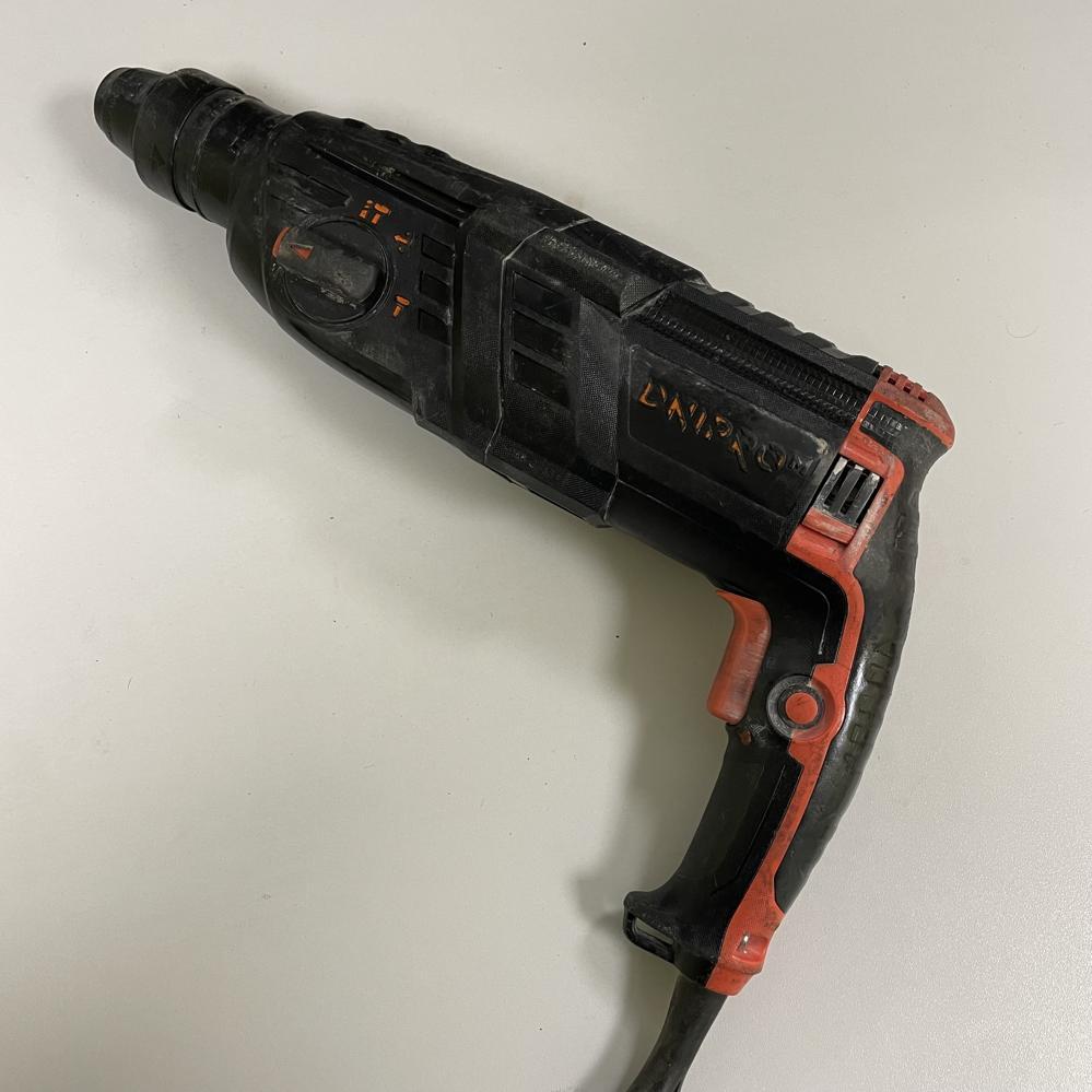 Перфоратор Dnipro-M RH-100