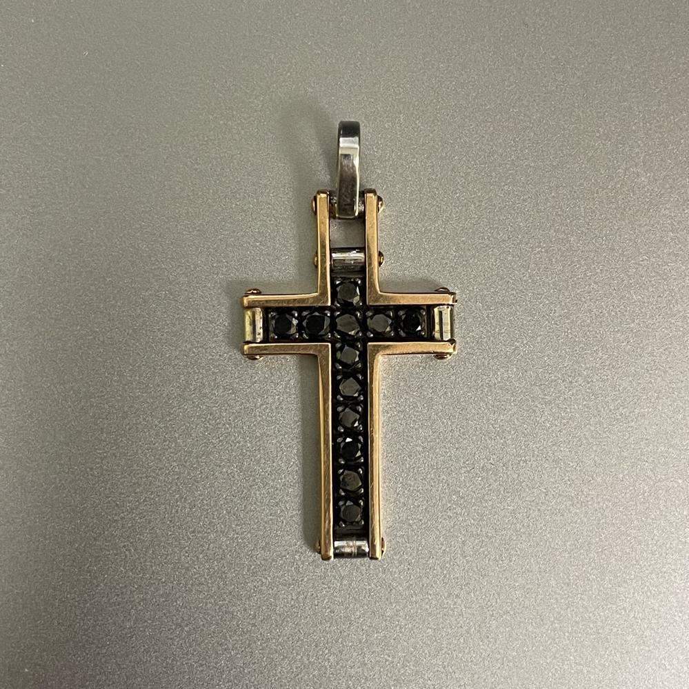 Мужской крестик с бриллиантами "Grace" от Baraka