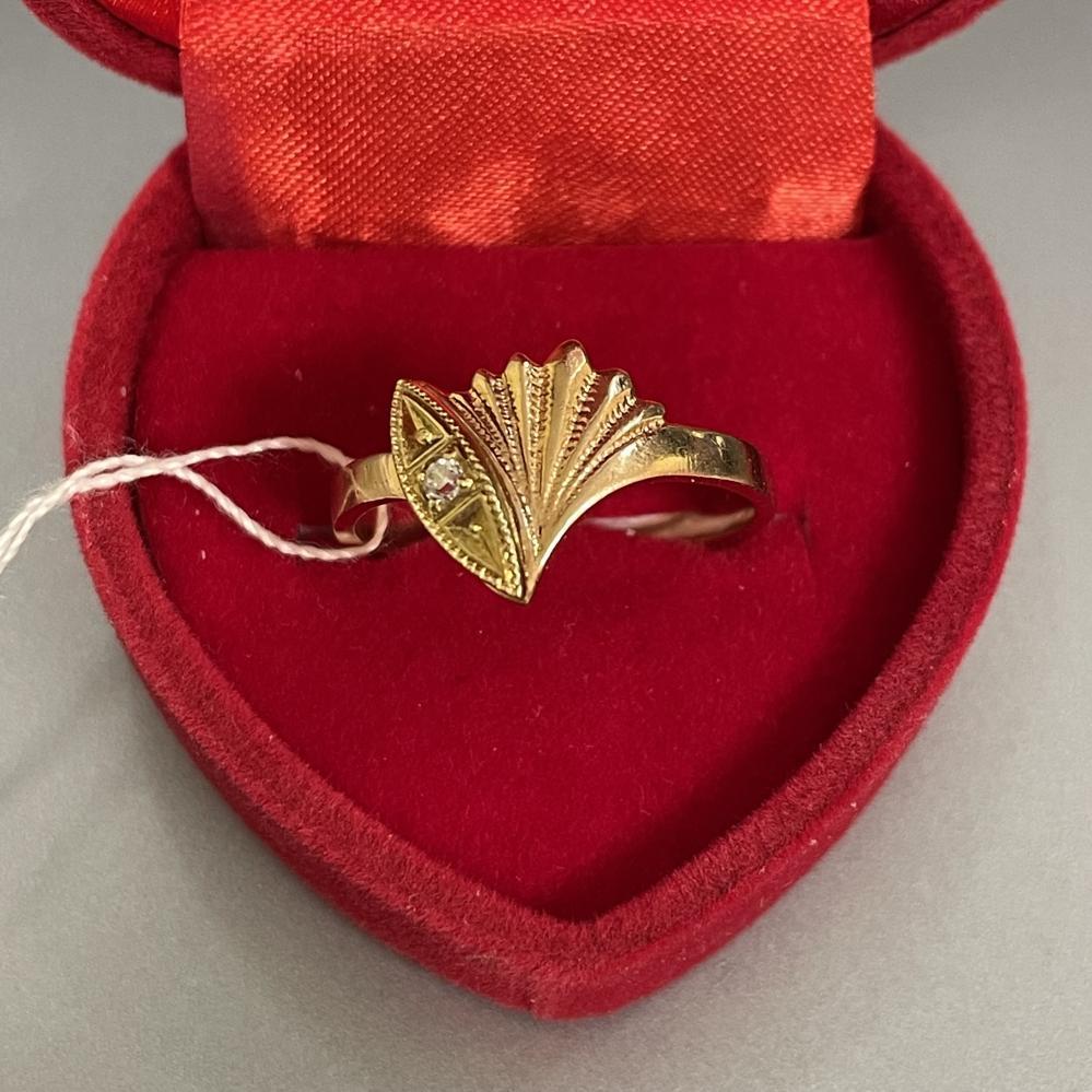 Кольцо Золото 585 2.95 г размер 18.5